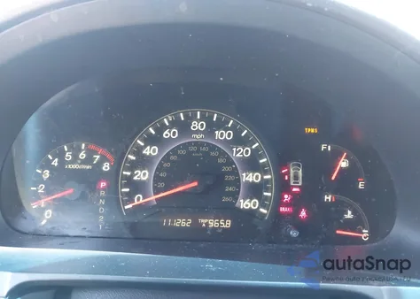 2010 Honda Odyssey Lx z USA, uszkodzony, nr VIN 5FNRL3H22AB046728